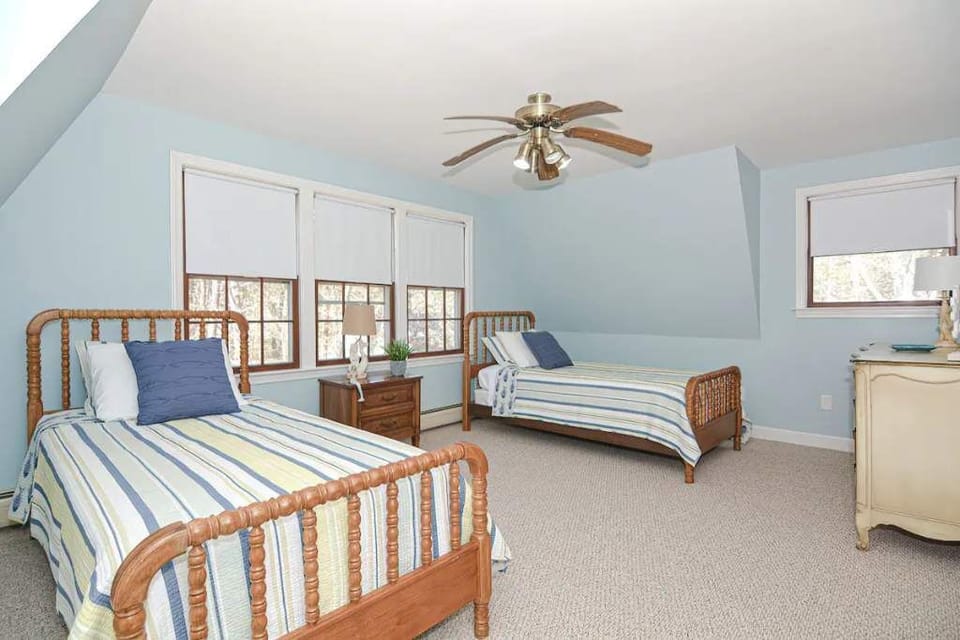 Bedroom 4 on the second floor also features 2 Twin Beds