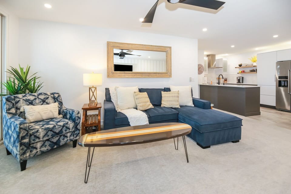 Feel the coastal chic vibe as you sink into our plush sofa
