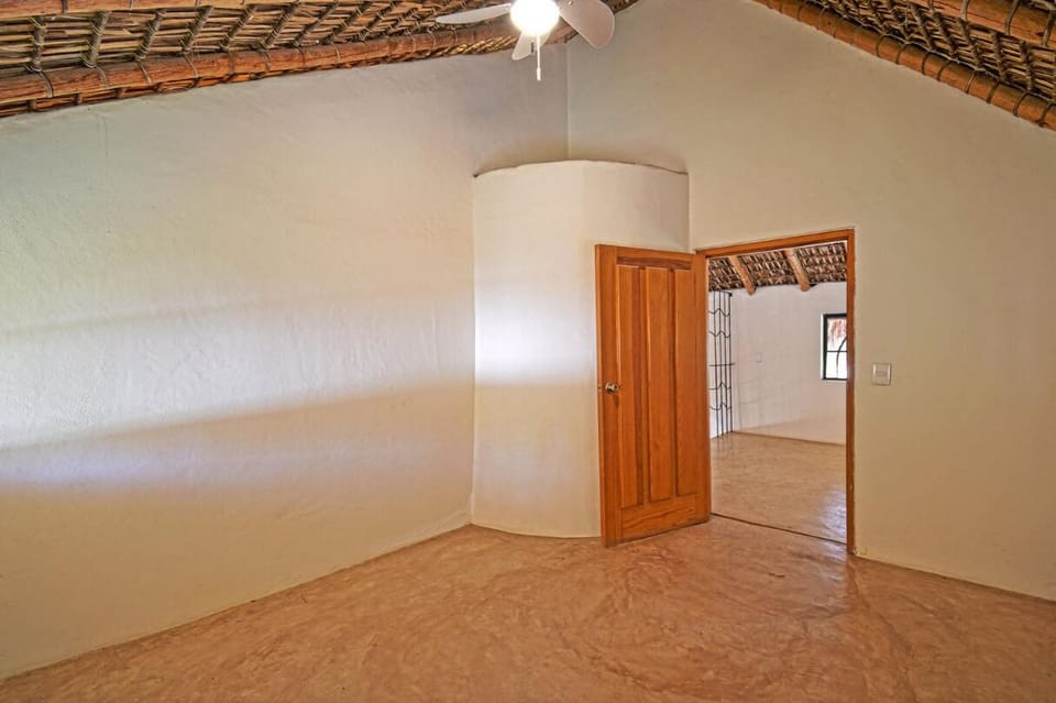 2nd bedroom will be furnished prior to renting