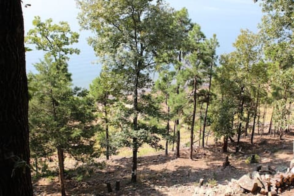 Great Waterfront Views