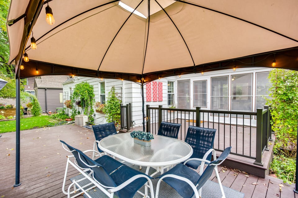 Outdoor dining area