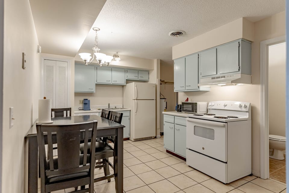 Fullsize kitchen
