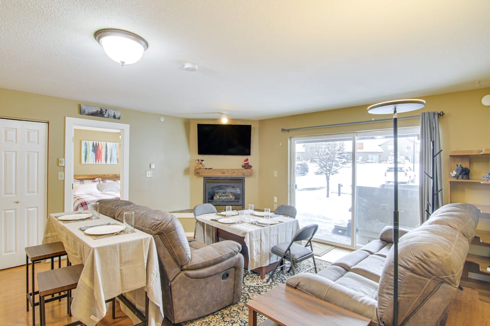 Big Sky Vacation Rental | 2BR | 2BA | Step-Free Access | 1,090 Sq Ft