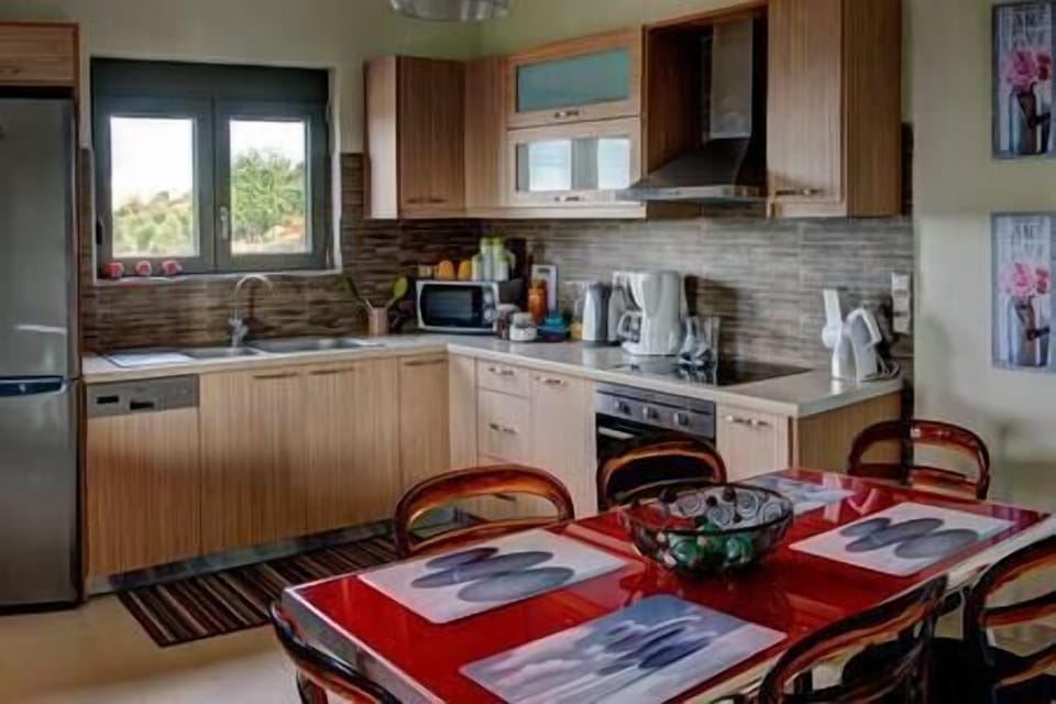 Kitchen- First dining area