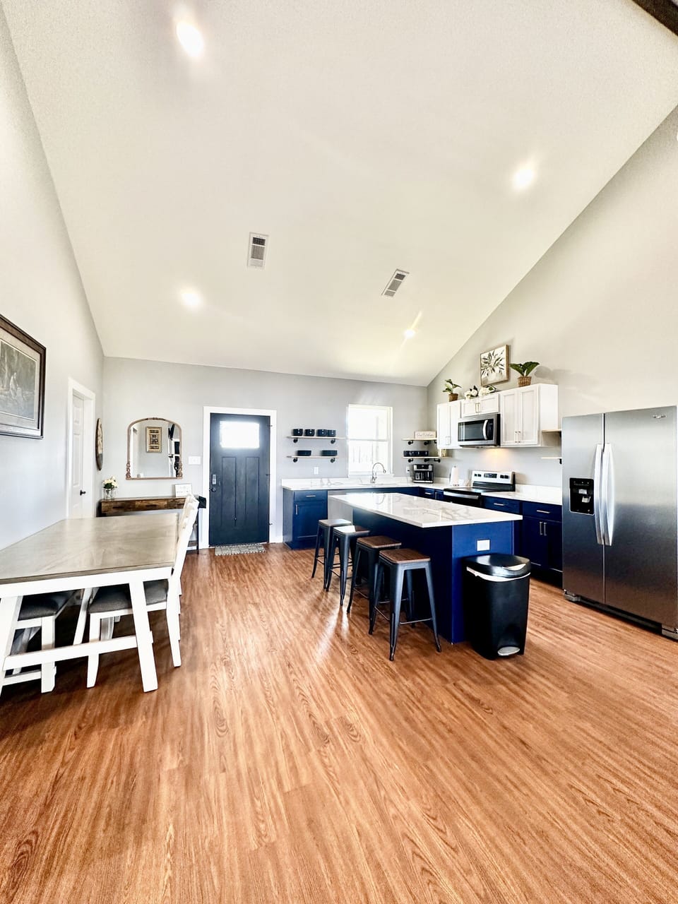 Kitchen/Dining