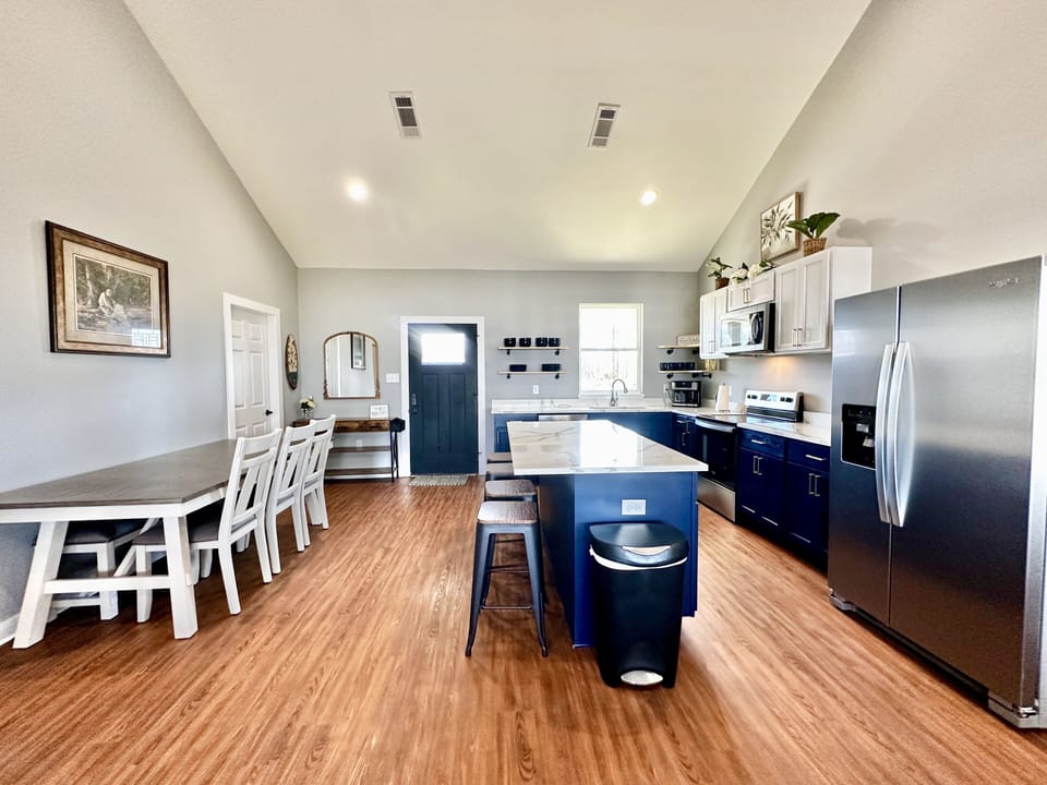 Kitchen/Dining