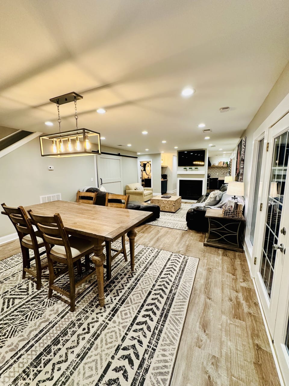 Dining & Living Room