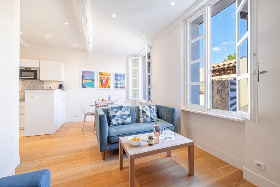 Living and dining room