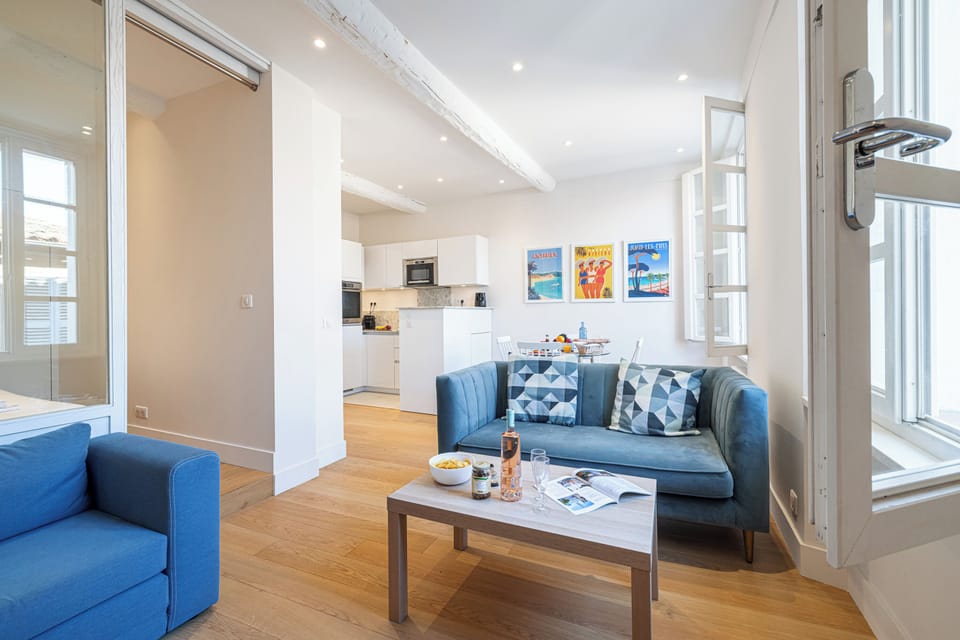 Living and dining room