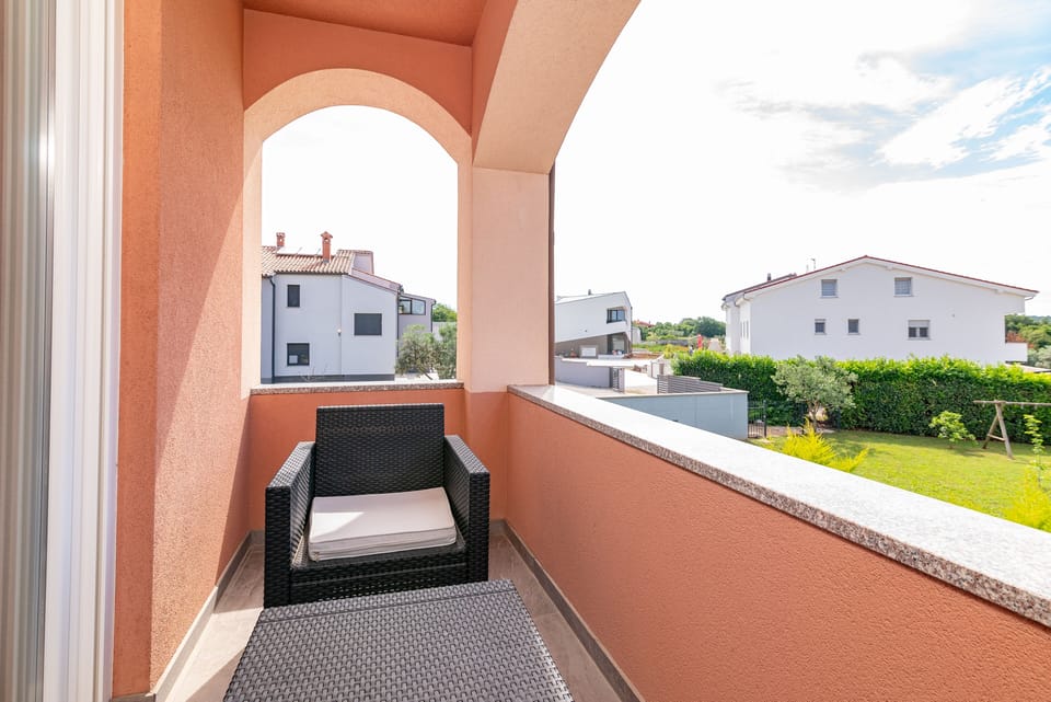 Balcony 2
