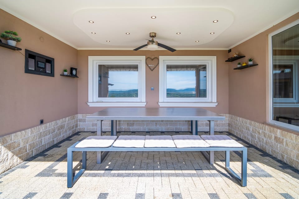 Terrace 2