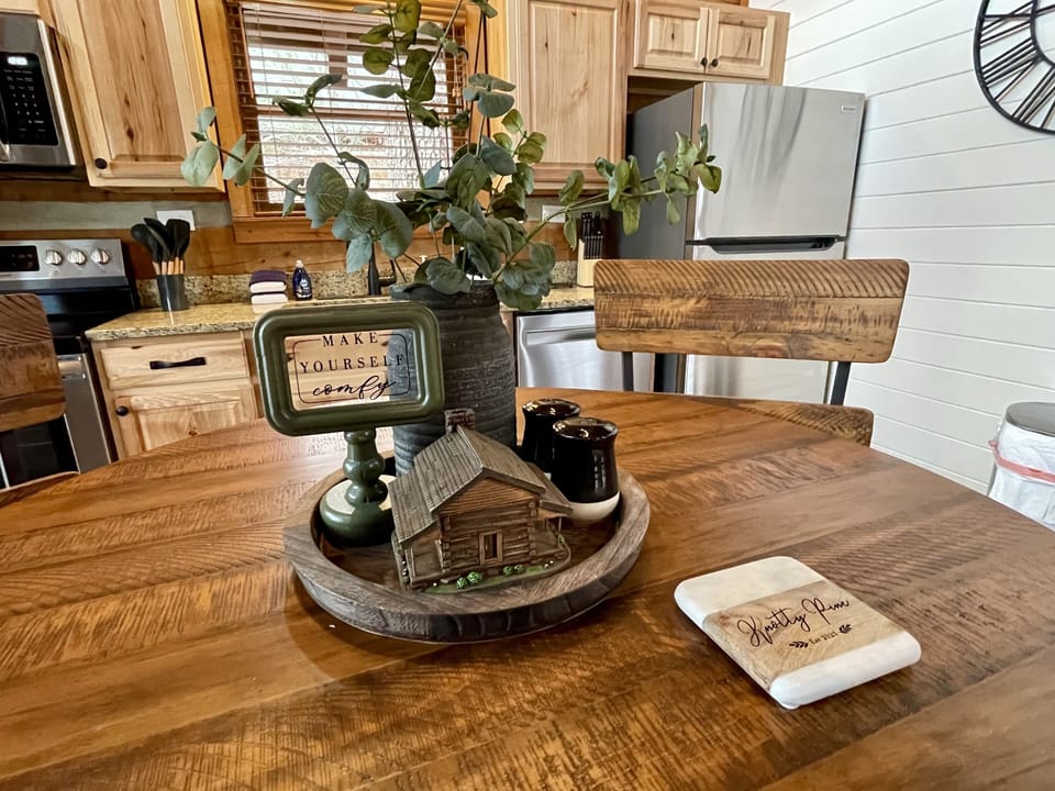 Knotty Pine... Dining for Two