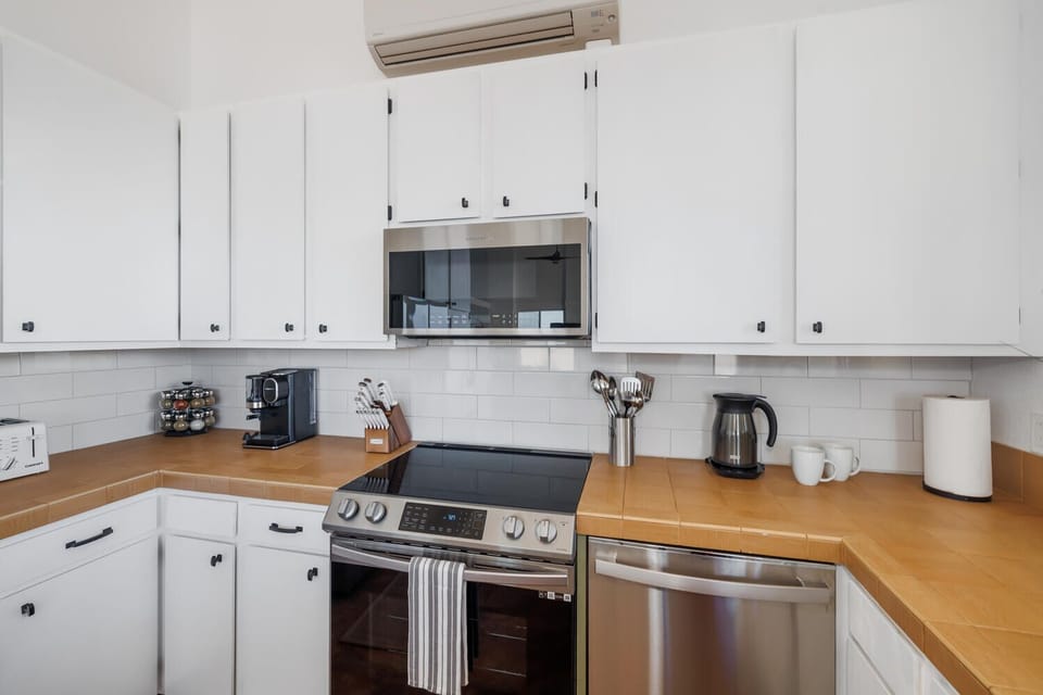 Kitchen (2)