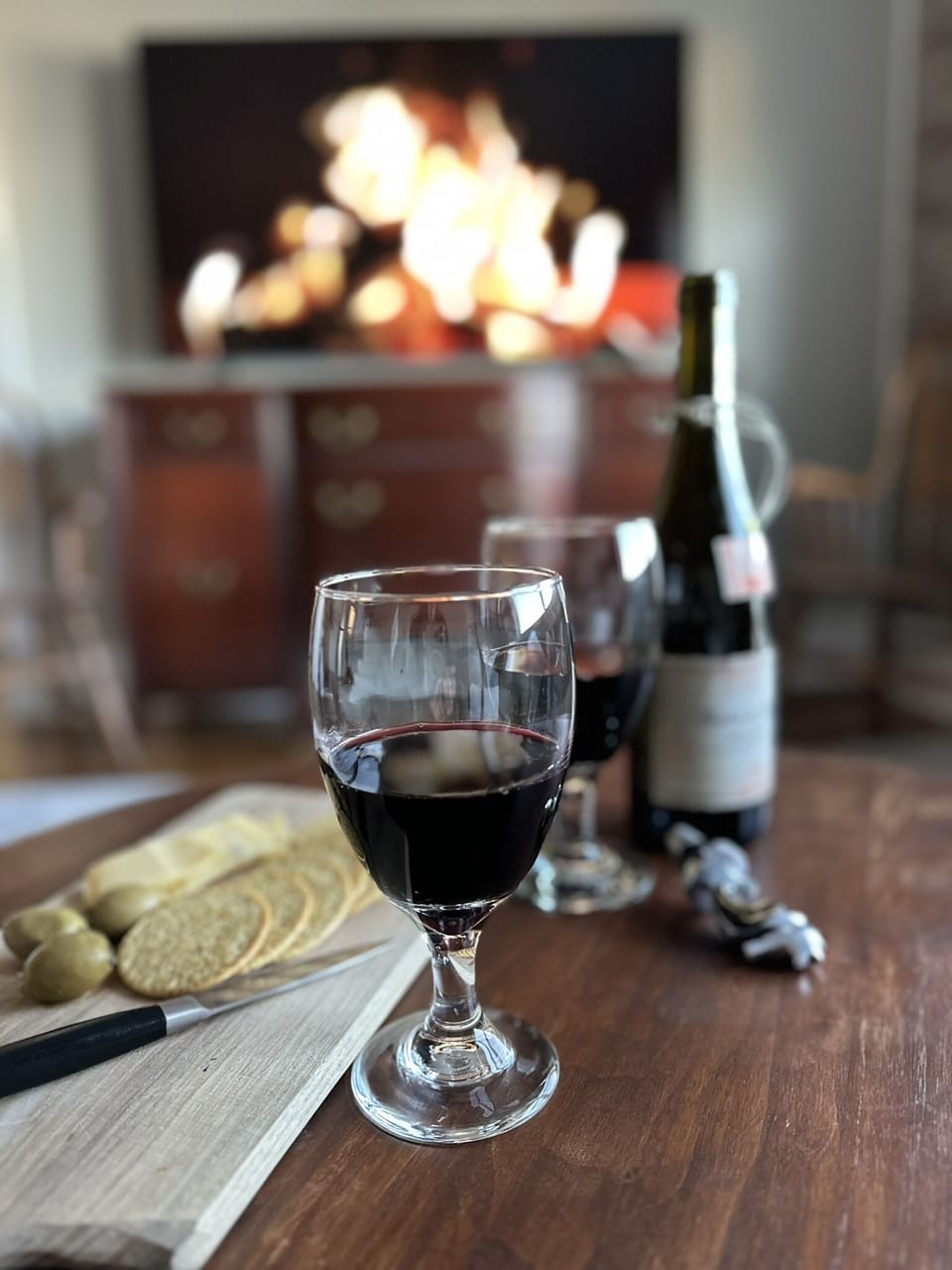 Enjoy a comfortable evening in an urban setting in Centerville, TN. 