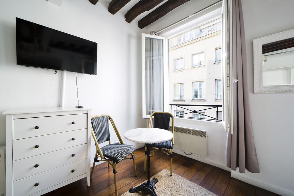 Salon01