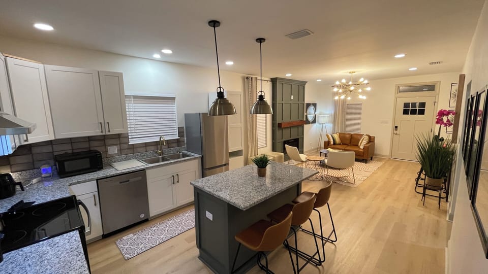 Kitchen /living room: open/row house  floor plan 