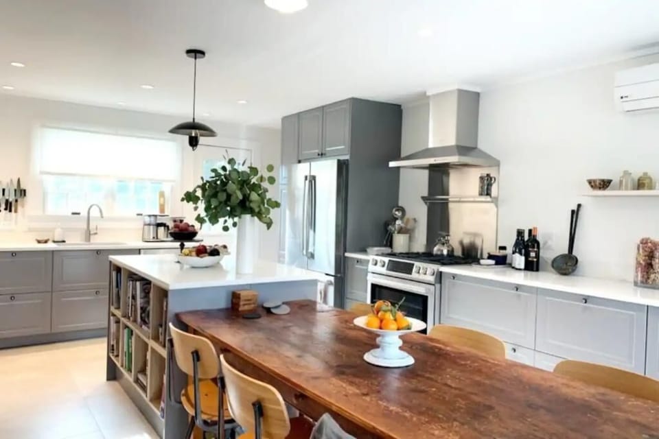 Open Kitchen/ Dining Room