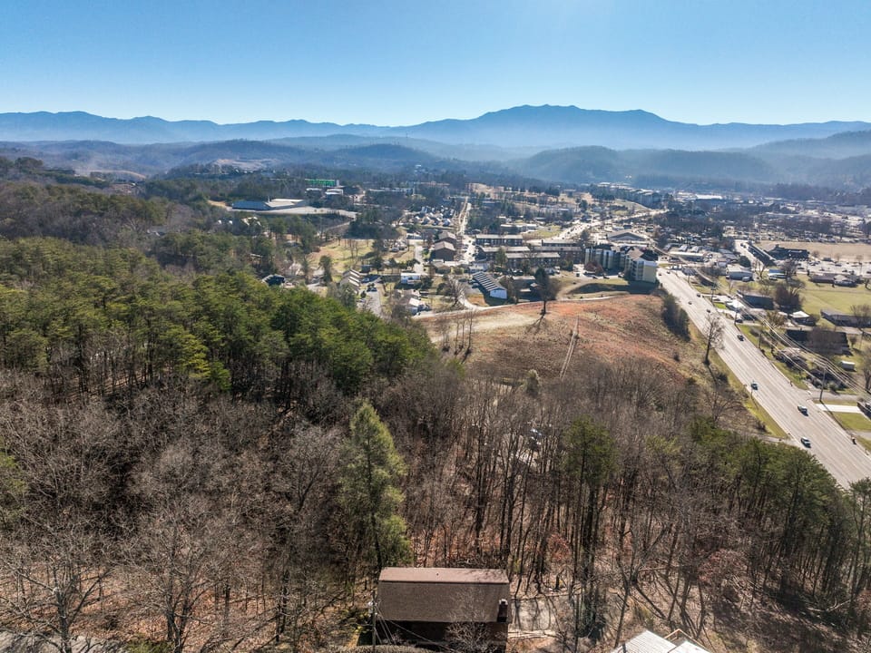 Located in the heart of Pigeon Forge!! So close to all the fun!