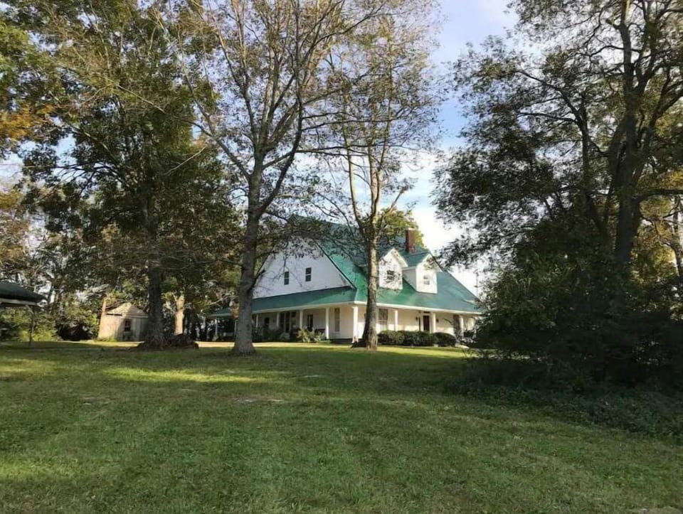 Welcome to our farmhouse!