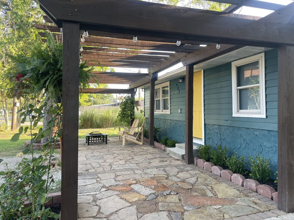 Front patio - fully shaded / cozy afternoons