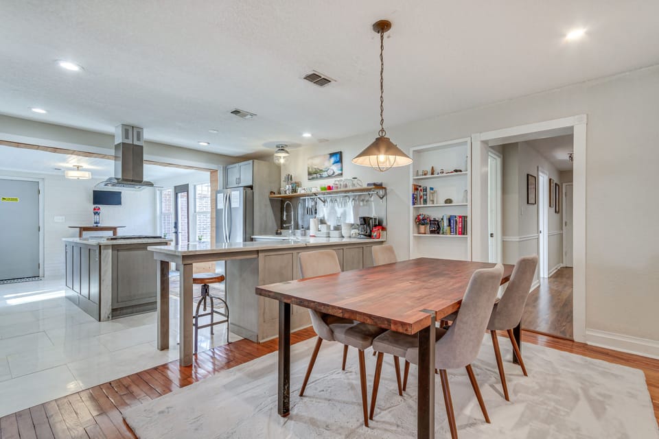 Kitchen | Dining Area | Dishwasher