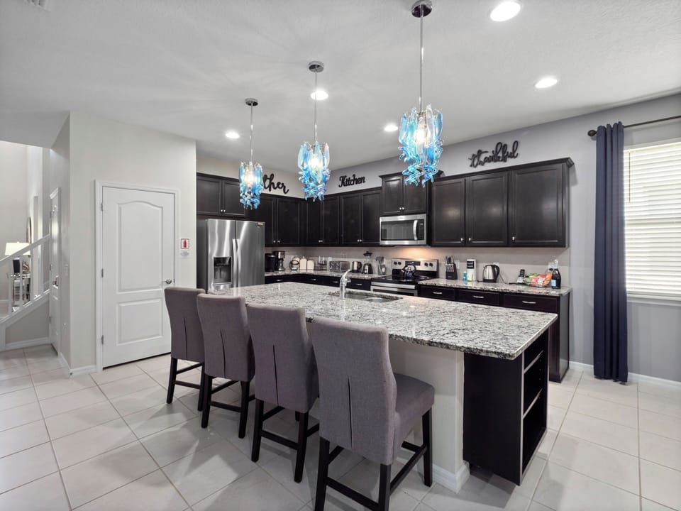 Luxurious Full Size Kitchen with Basic Starter Essentials including Stash Teas, Nespresso, Keurig, and French press!