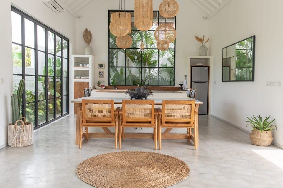 Stay cool in the fully air conditioned kitchen while you cook and entertain with your friends and family.