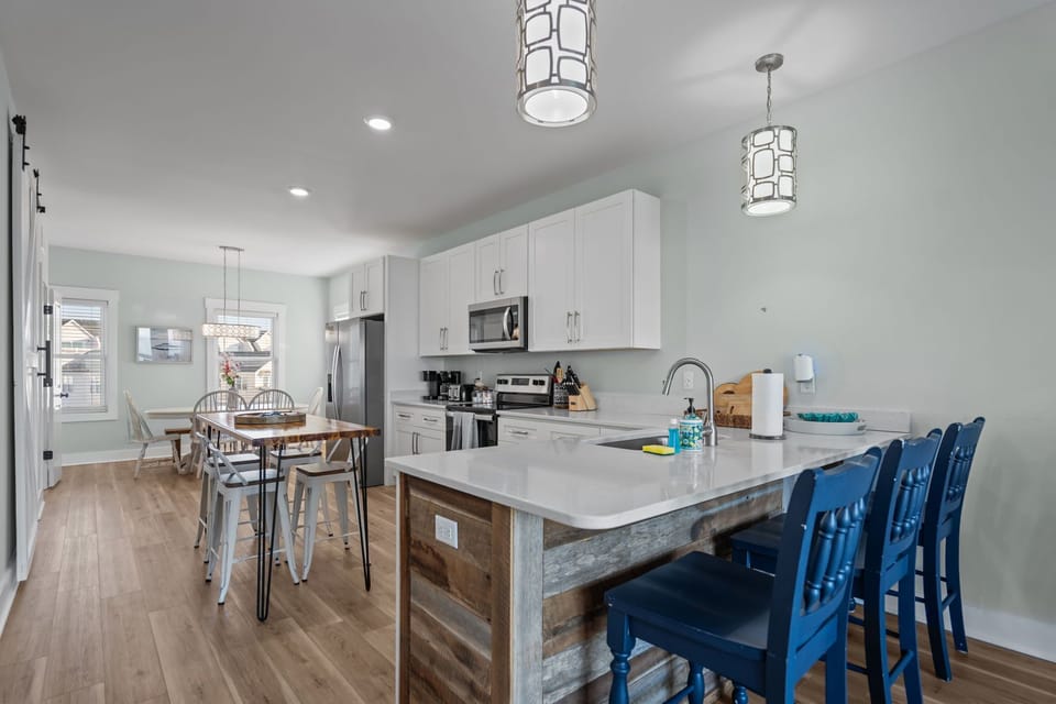 Great kitchen with all your cooking needs!