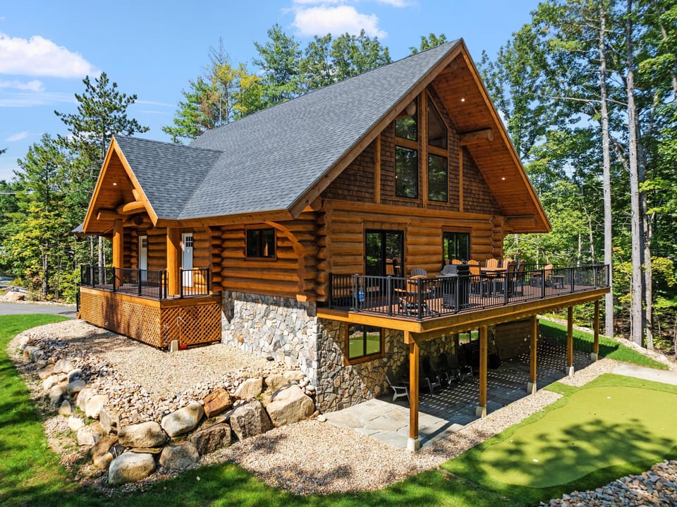 Side yard and Putting Green at the Rocky Branch Cabin