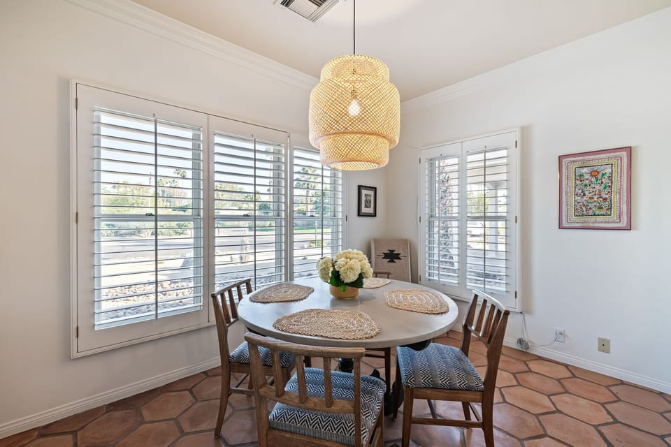 Breakfast Room