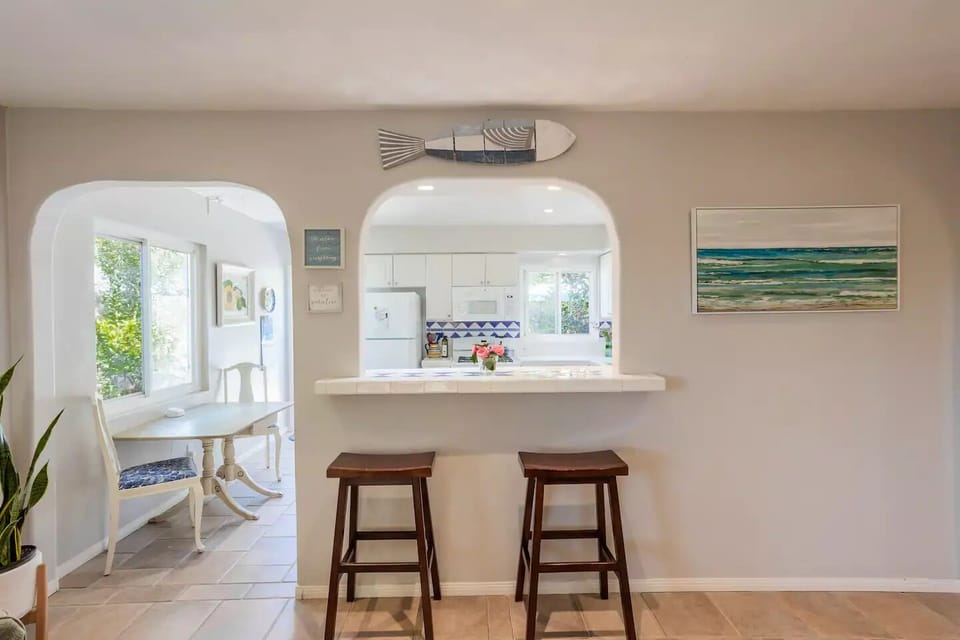 breakfast nook