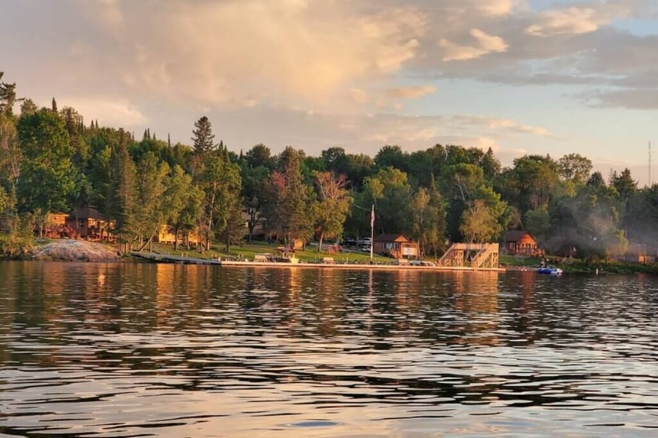 Beautiful Lake Kabetogama in Voyageur’s National Park in Minnesota’s pristine northland.  Come for a visit at Harmony Beach Resort.