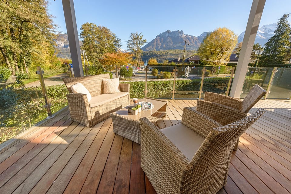 Charming villa with lake view - Saint-Jorioz 