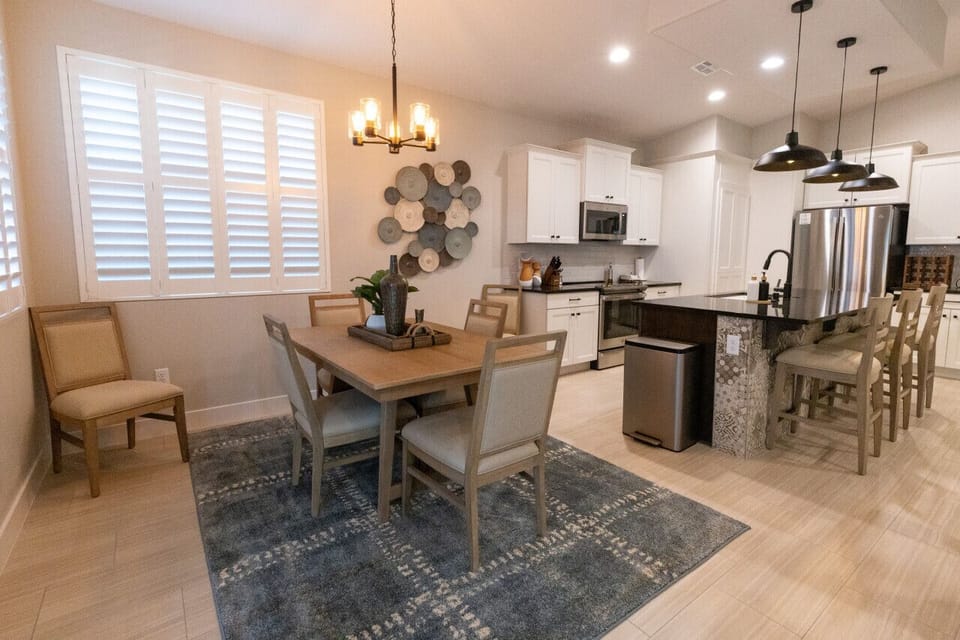 Plentiful dining room seating.