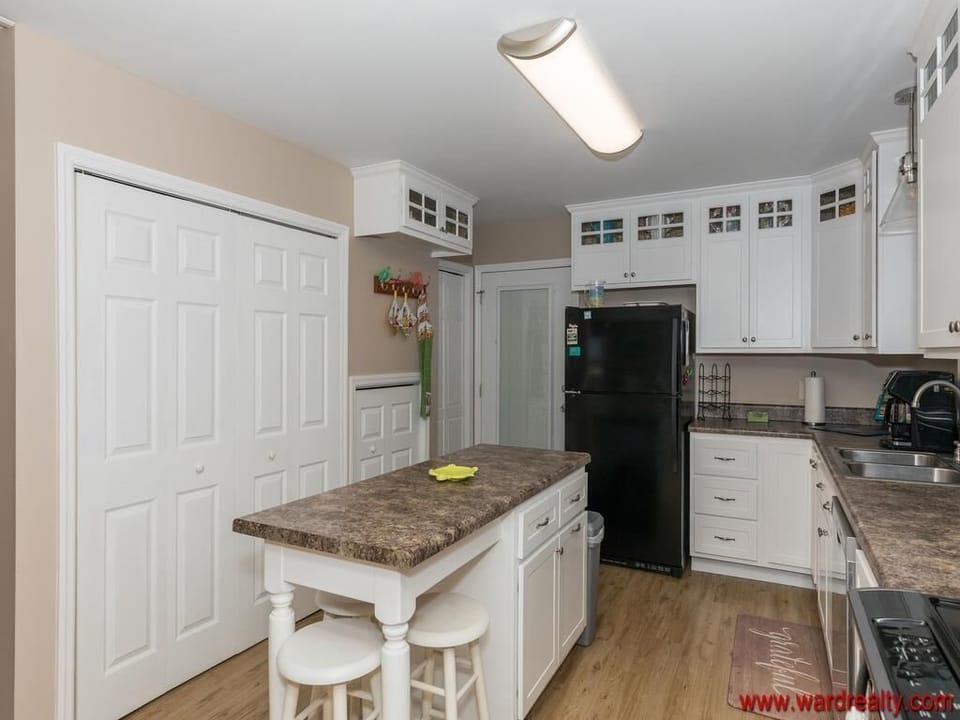 Kitchen II