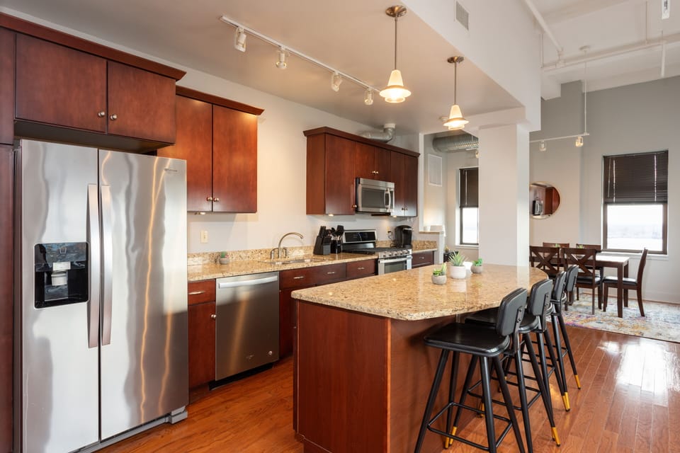 Kitchen/Dinning area