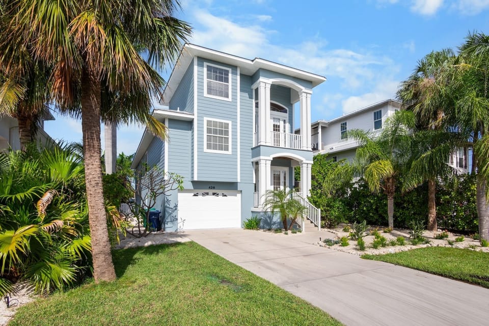 Flip Flops and Fish Tales by Anna Maria Vacations