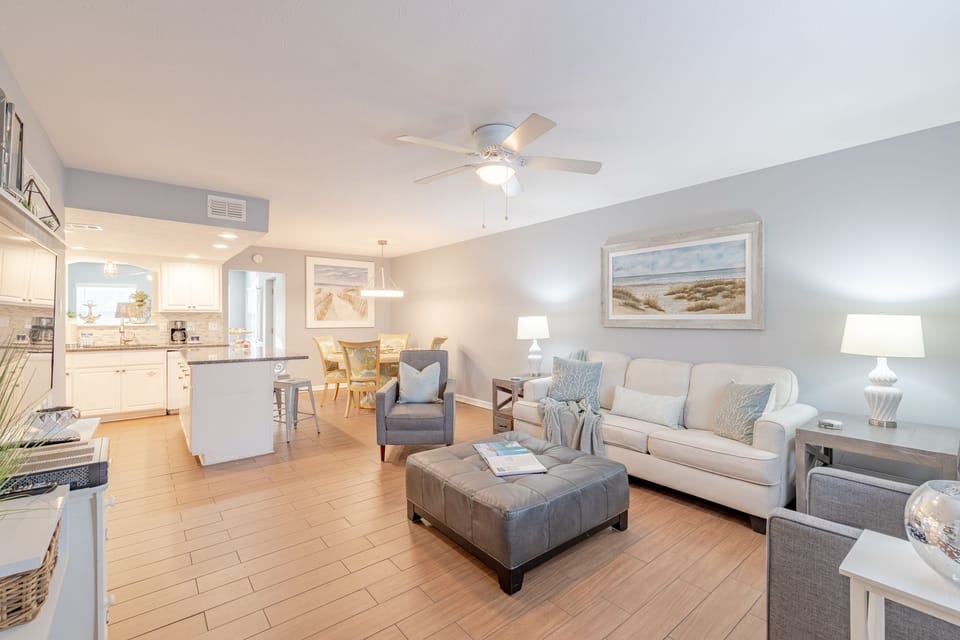 Welcome to Reats Retreat @ Gulf Highlands Beach Resort.