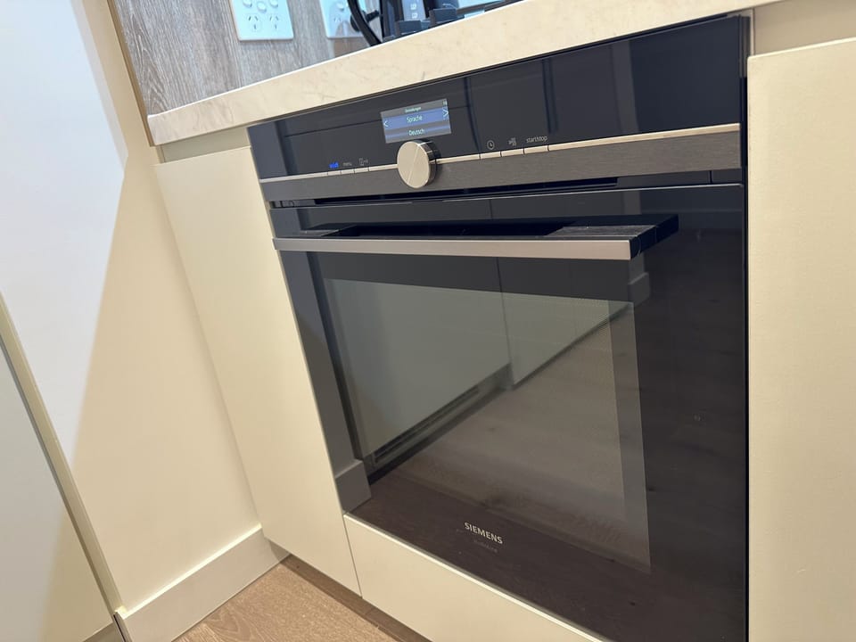Oven