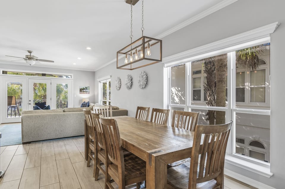 Seagrove by the Sea - BVE - Seagrove Beach - Second Floor - Dining Area