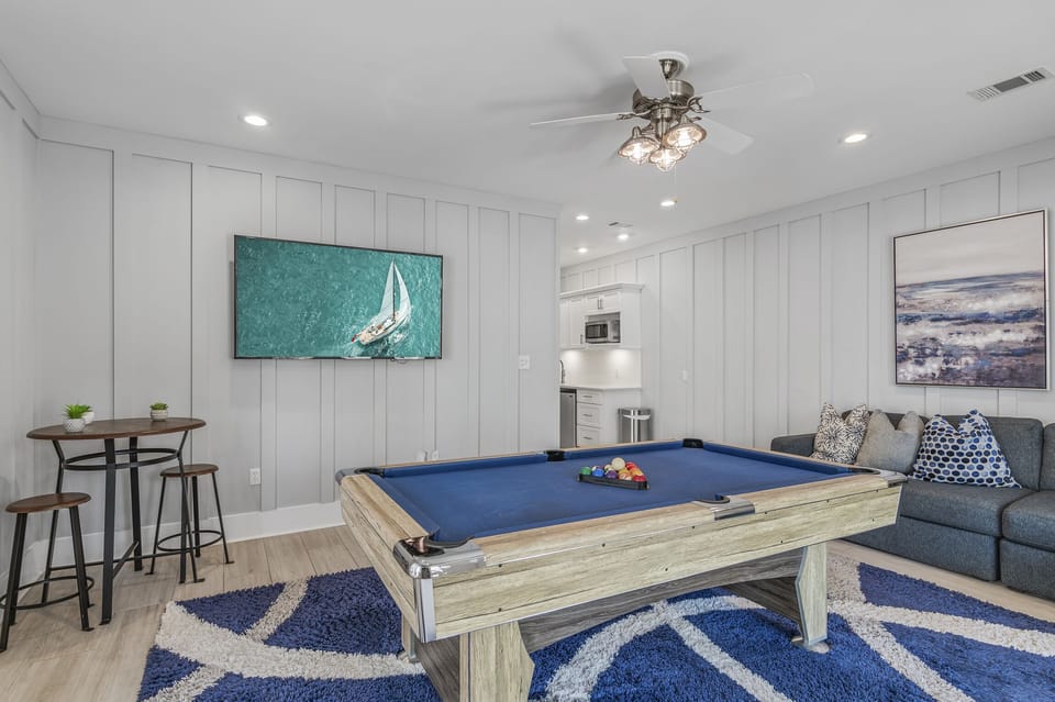 Seagrove by the Sea - BVE - Seagrove Beach - First Floor - Living/Game Area