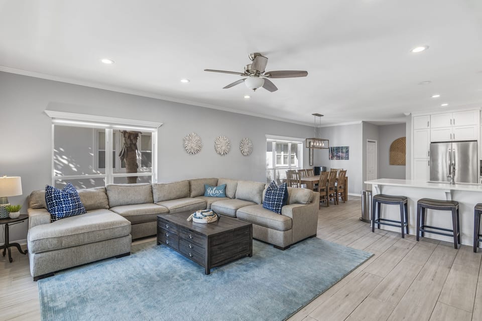 Seagrove by the Sea - BVE - Seagrove Beach - Second Floor - Living Area