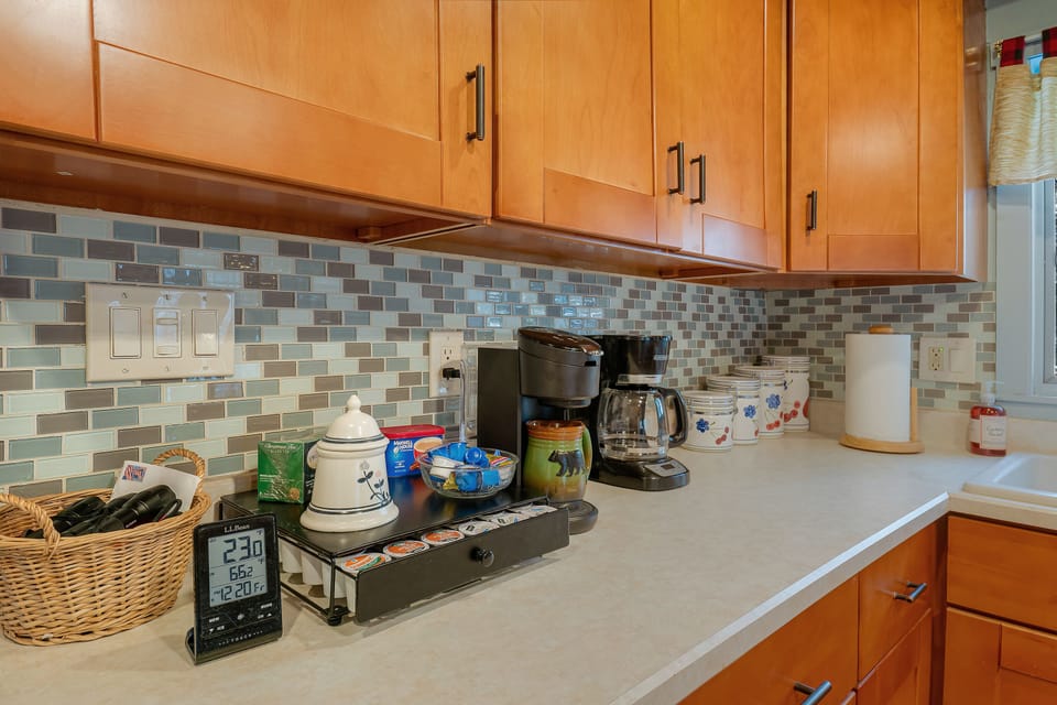 Coffee, tea, cocoa station.