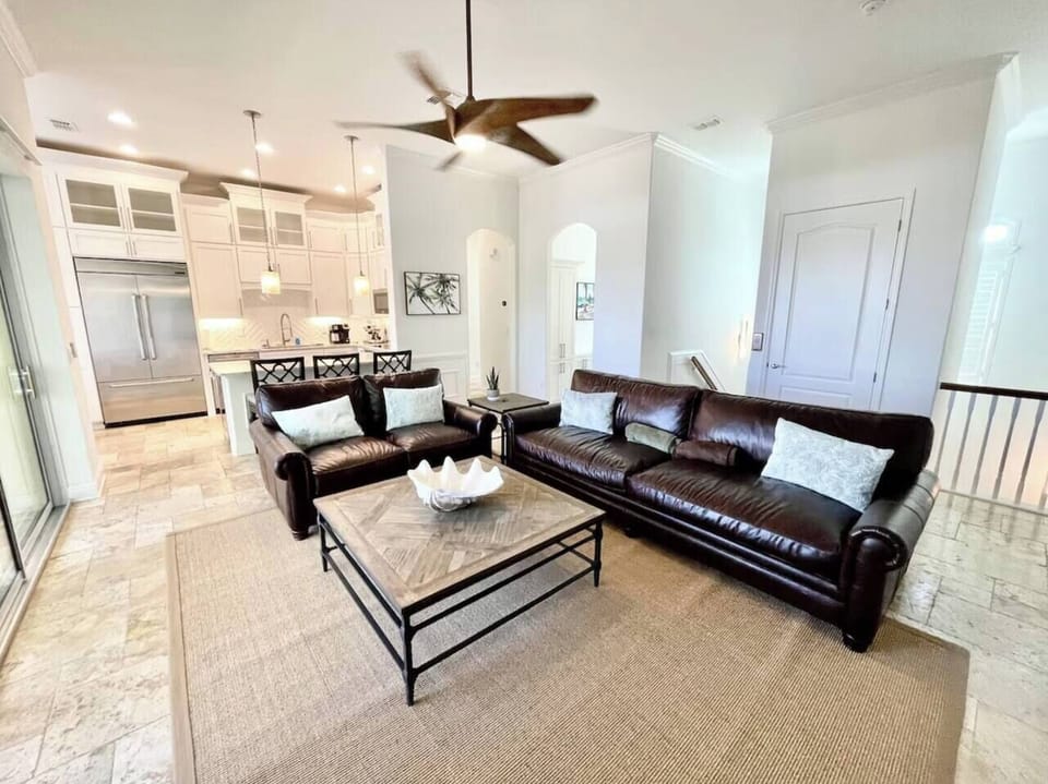 Living Room (1)