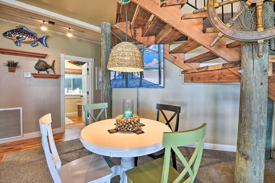 Dining Nook