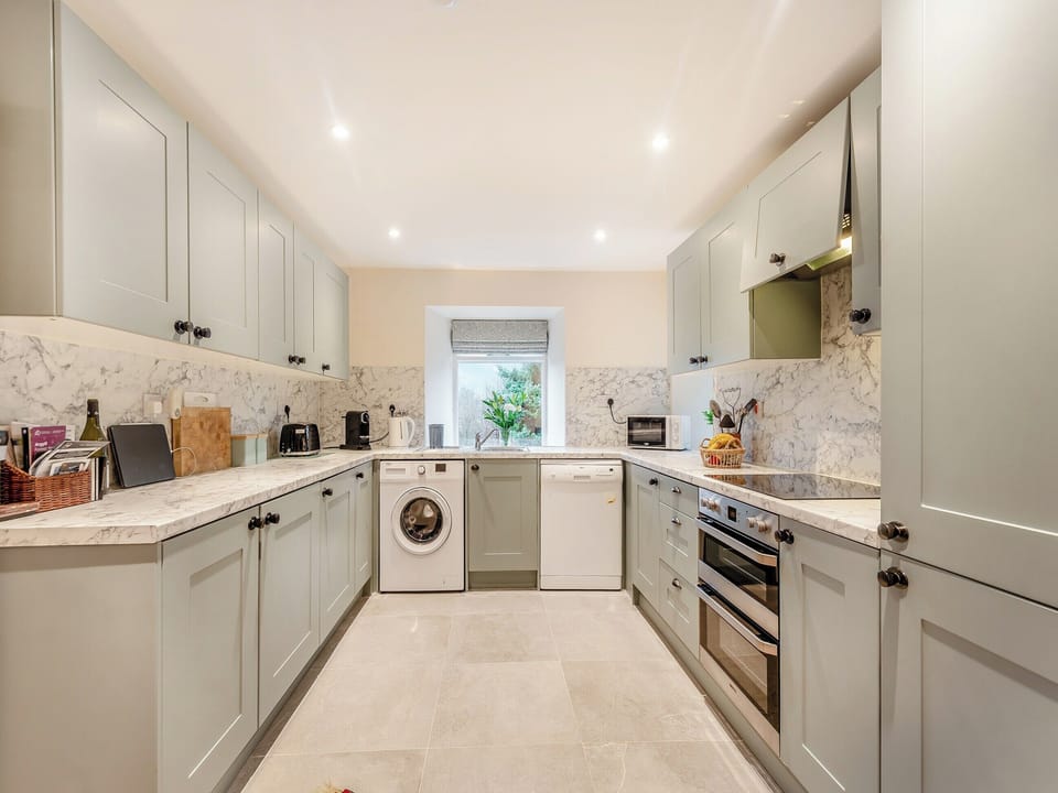 Kitchen/diner | The Holly Trees- Holly Tree Lodge - The Holly Trees, Kilmun, near Dunoon