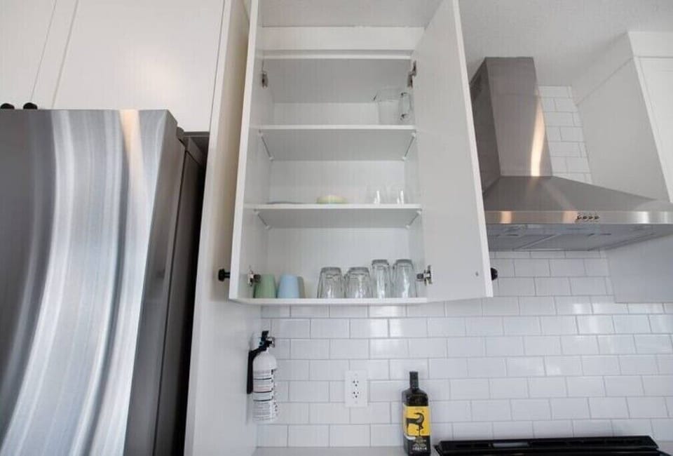 Kitchen Cabinet