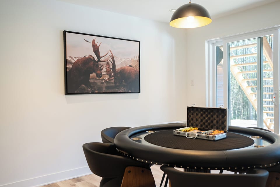 Living room/poker table-ground floor