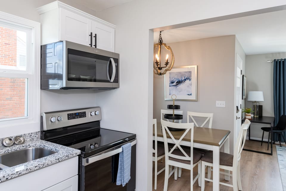 Enjoy a functional and beautiful space for preparing everything from quick snacks to full dinners.