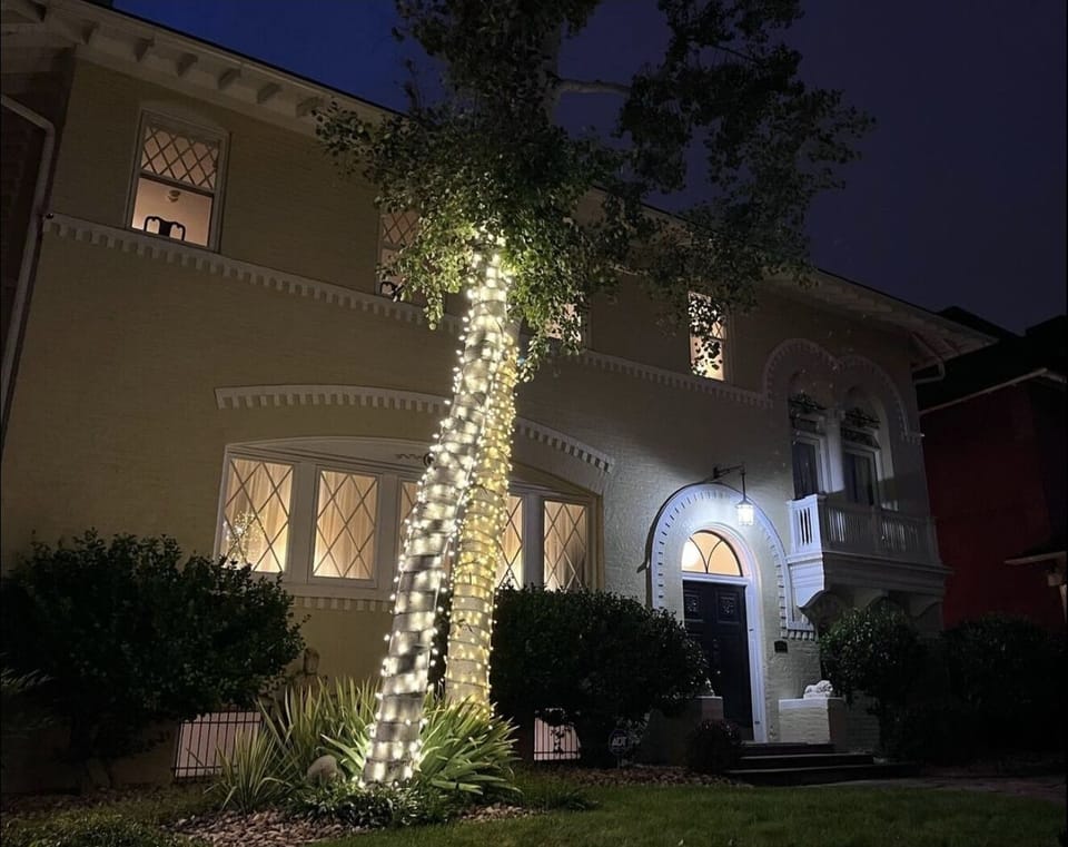 Pineapple House at night, viewed from Race Street